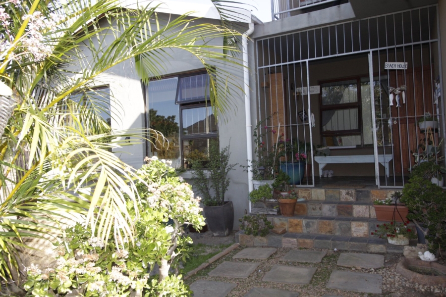 4 Bedroom Property for Sale in Noorsekloof Eastern Cape